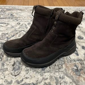 Dark brown suede/fleece LLbean boots. Size 10. Zip on.